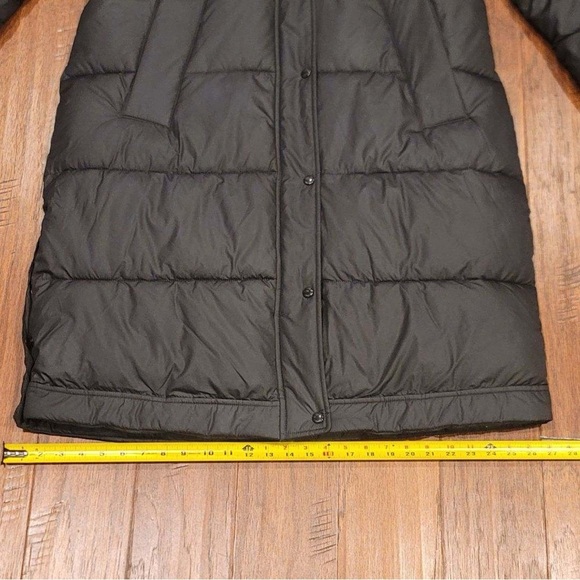 Hollister Black Puffer Jacket with Cream Lining - Picture 8 of 13